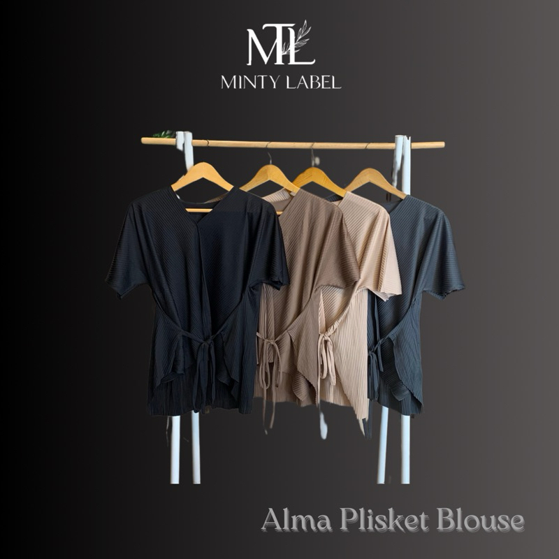 Alma Plisket Blouse // baju wanita // atasan wanita