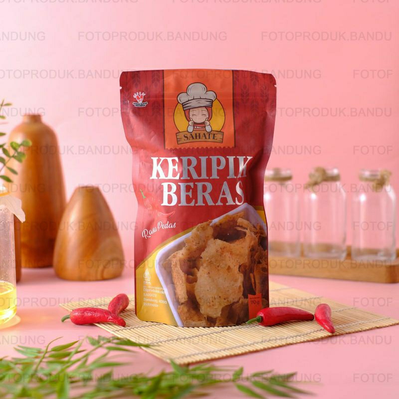 

keripik beras pedas