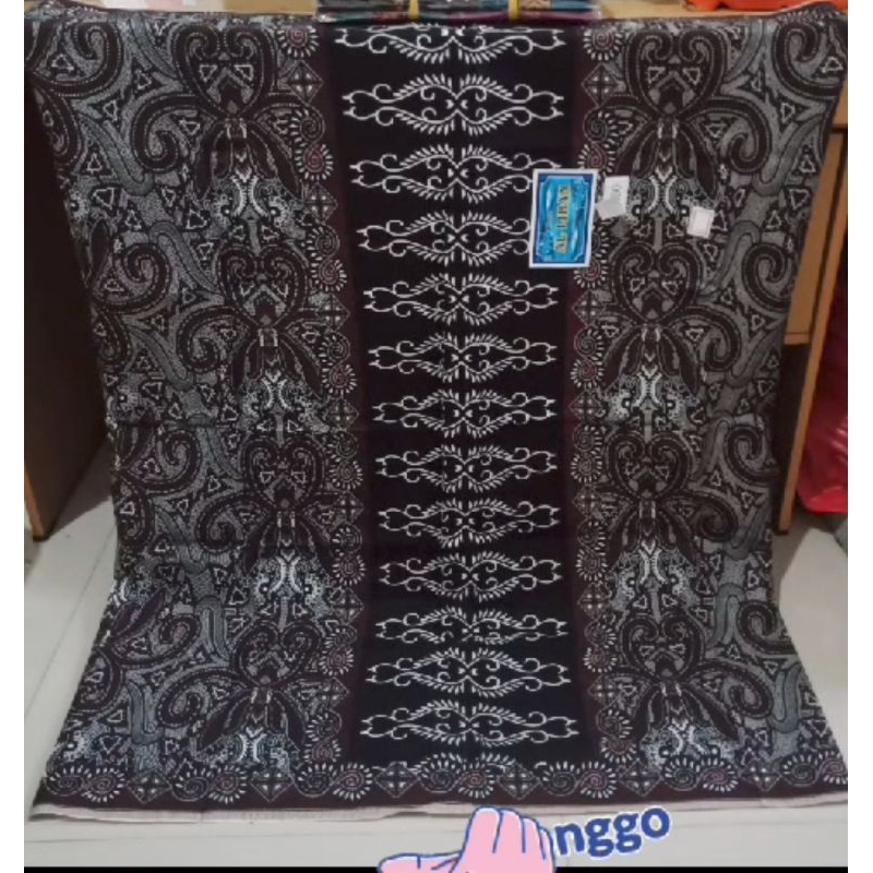 sarung katun warna kopi gosong ukuran besar