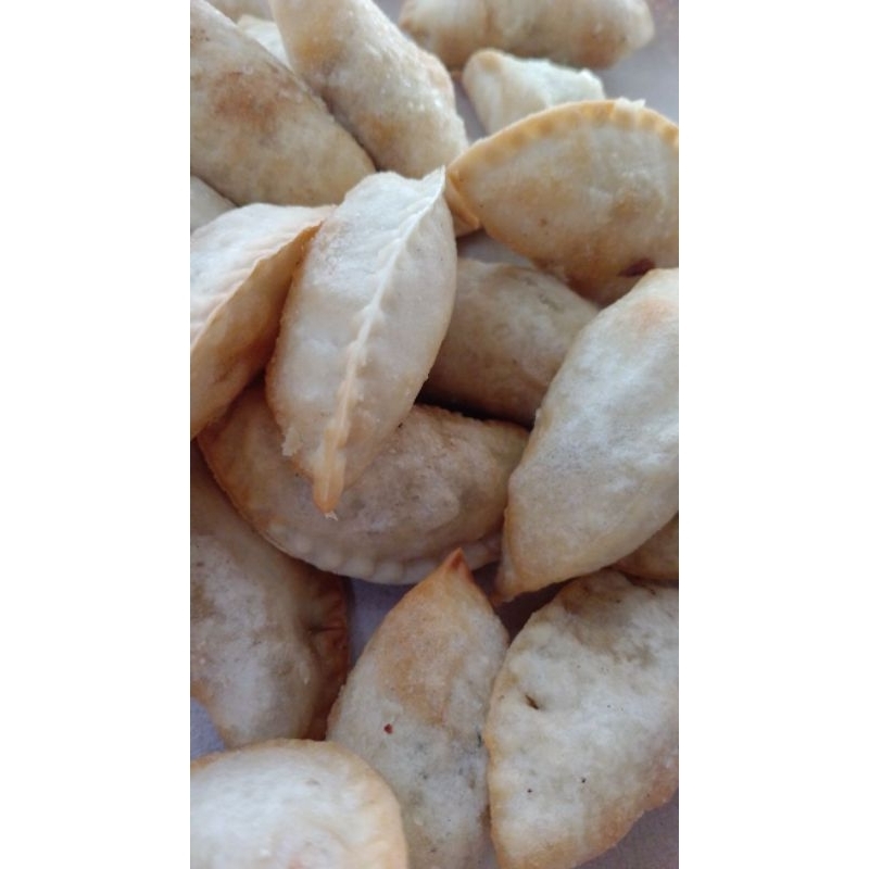 

cireng isi kornet 10 pcs