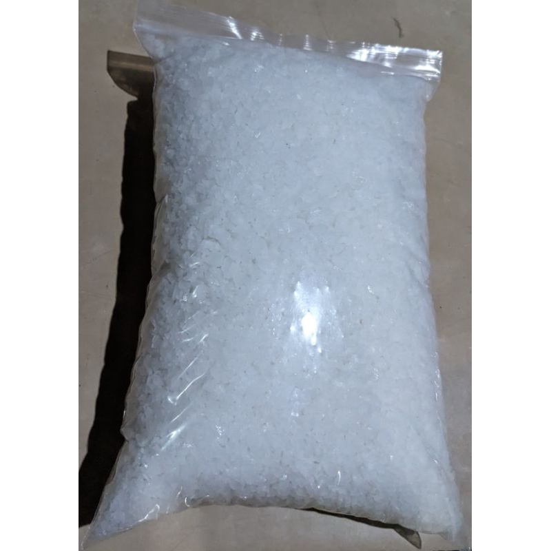 

Garam Krosok/Garam Kasar/Nacl 2kg (Super Putih) Kualitas Premium/ Garam Murni dari petani