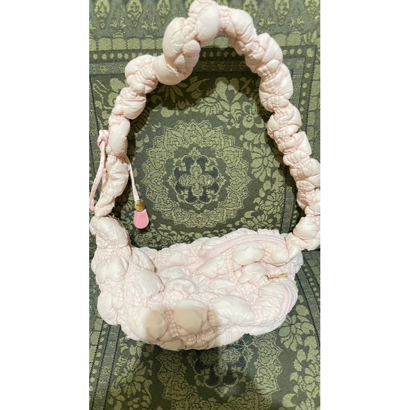 PRELOVED TAS BOSTANTEN