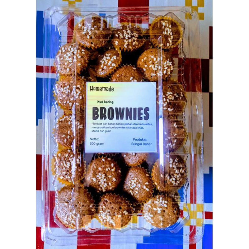 

BROWNIES KERING HOME MADE