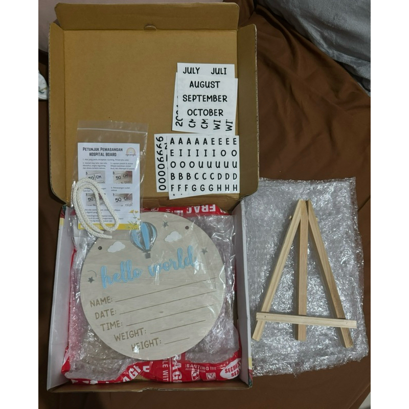 BOARD HOSPITAL NEWBORN / PAPAN NAMA BAYI BARU LAHIR / HELLO WORLD