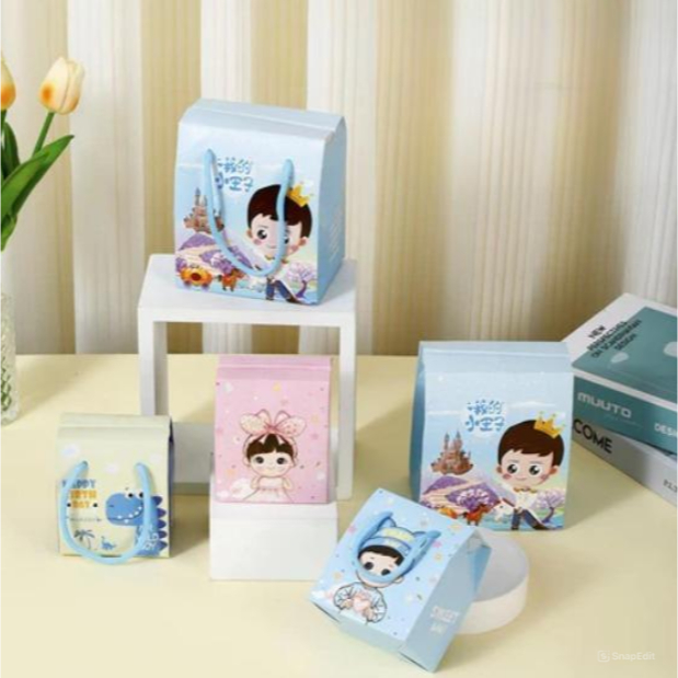 

PAPER BAG GODDIE BAG TAS KADO HADIAH PESTA ULANG TAHUN MOTIF CUTE GIRL SWEET BABY PRINCE PRINCESS Goodie Bag Ulang Tahun Anak Dino Tas Ulang Tahun Anak Paper bag Ulang Tahun Anak Bingkisan Ulang Tahun Anak Hampers size kecil