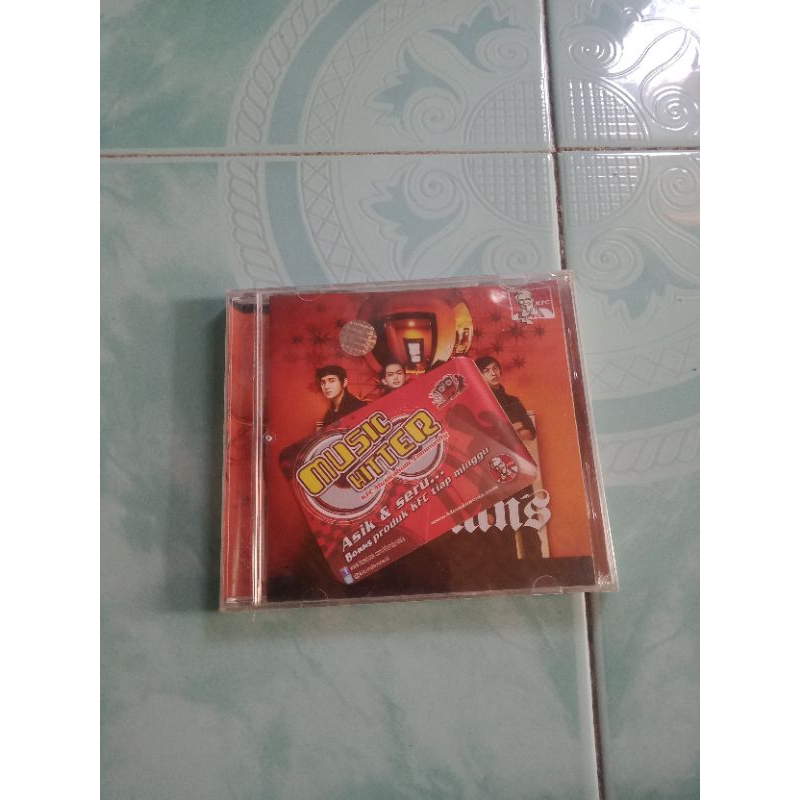 Kaset CD kfc arians band
