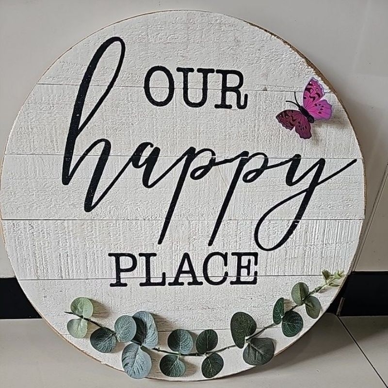 Papan hiasan dinding rumah merk informa wooden letter bulat hiasan pajangan rumah Informa Our Happy 