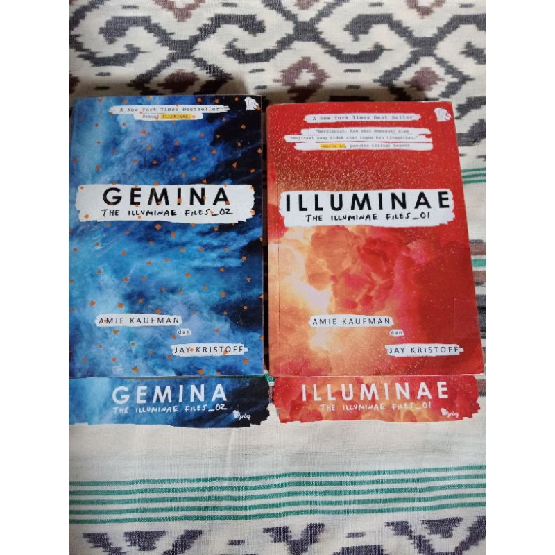Preloved Illuminae files & Gemina