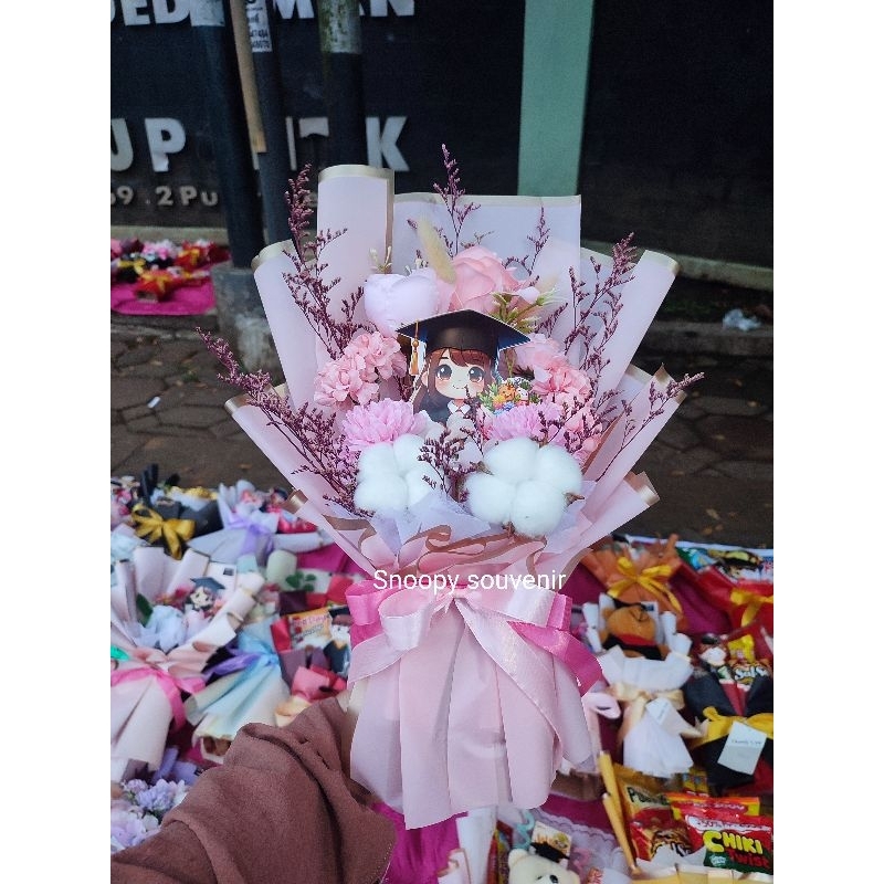 BuketBungaArtificial/BuketBungaWiauda/BuketBungaHappyWedding