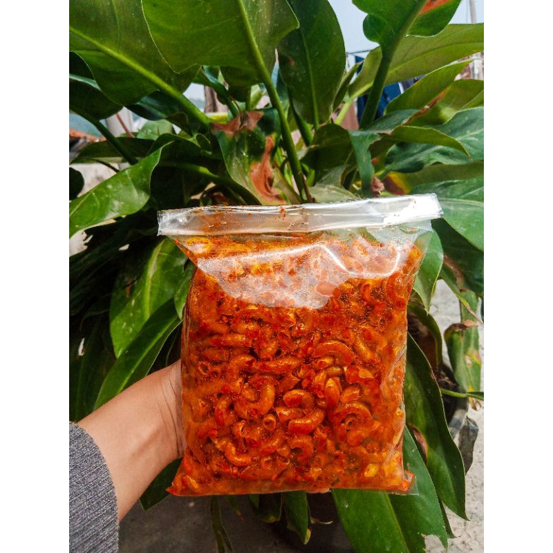 

Makaroni Kriuk Pedas Original Daun Jeruk 500 gram