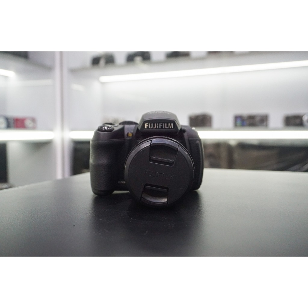 Kamera Fujifilm Finepix S8600