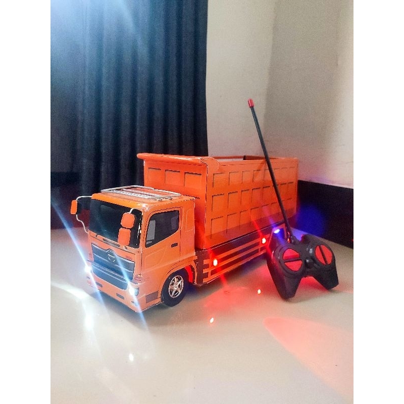 Dump tronton RC mainan edukasi