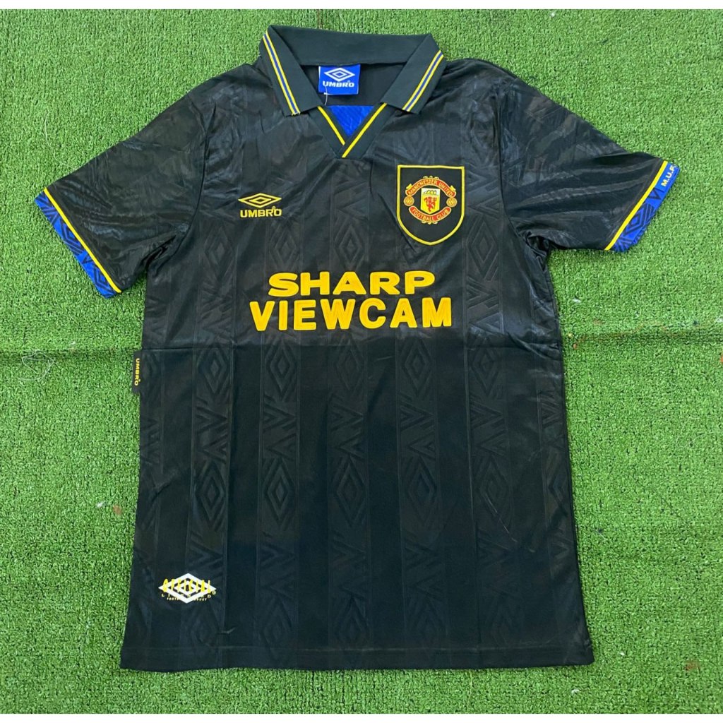 Jersey  Bola Retro Grade AA Manchester United MU Away 1993 / 1995  Season 93-95 Kungfu Kick Cantona