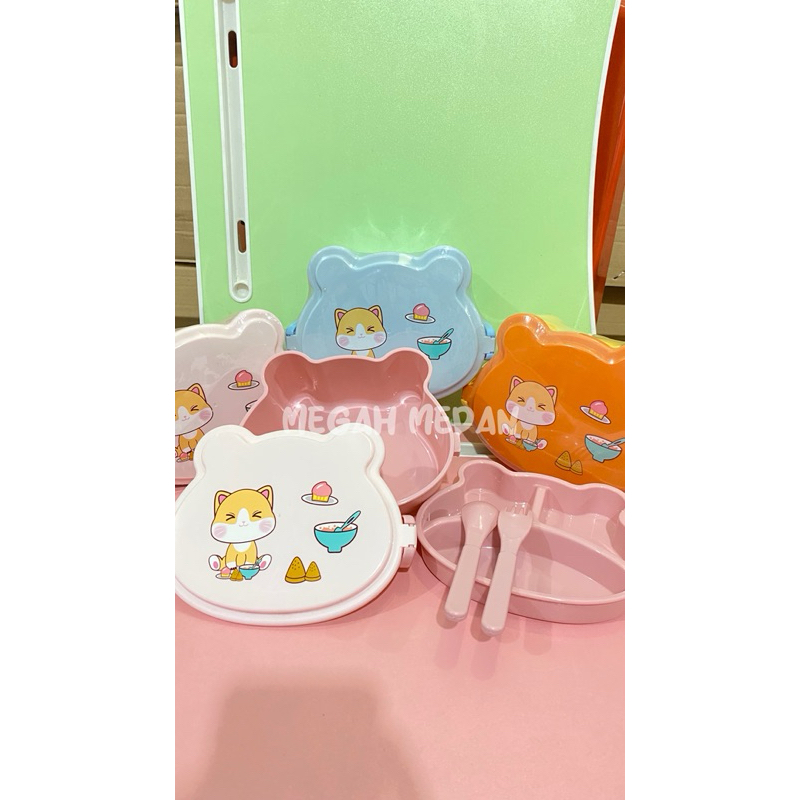 kotak bekal anak karakter kucing 2 tingkat di lengkapi dengan sendok garpu  /kotak bekal sekolah/kot