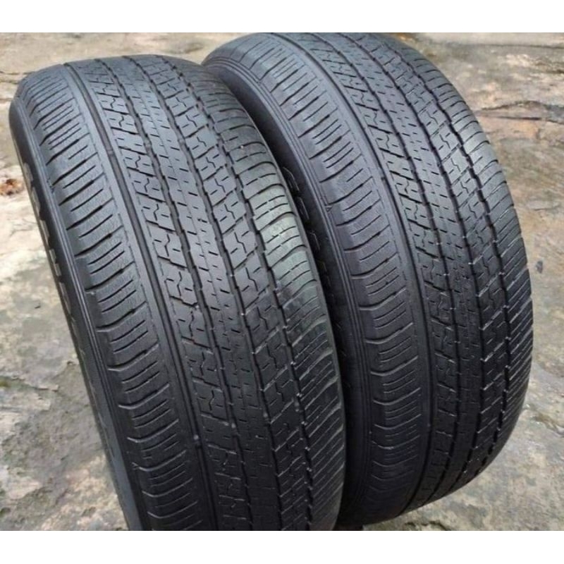 2 pics ban mobil ring 18 ban mobil merek Dunlop ring of 225/60 R18