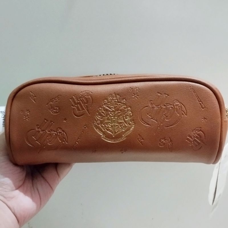 

Miniso X Harry Potter Embossed Stamping Stationary Pencil Case Brown