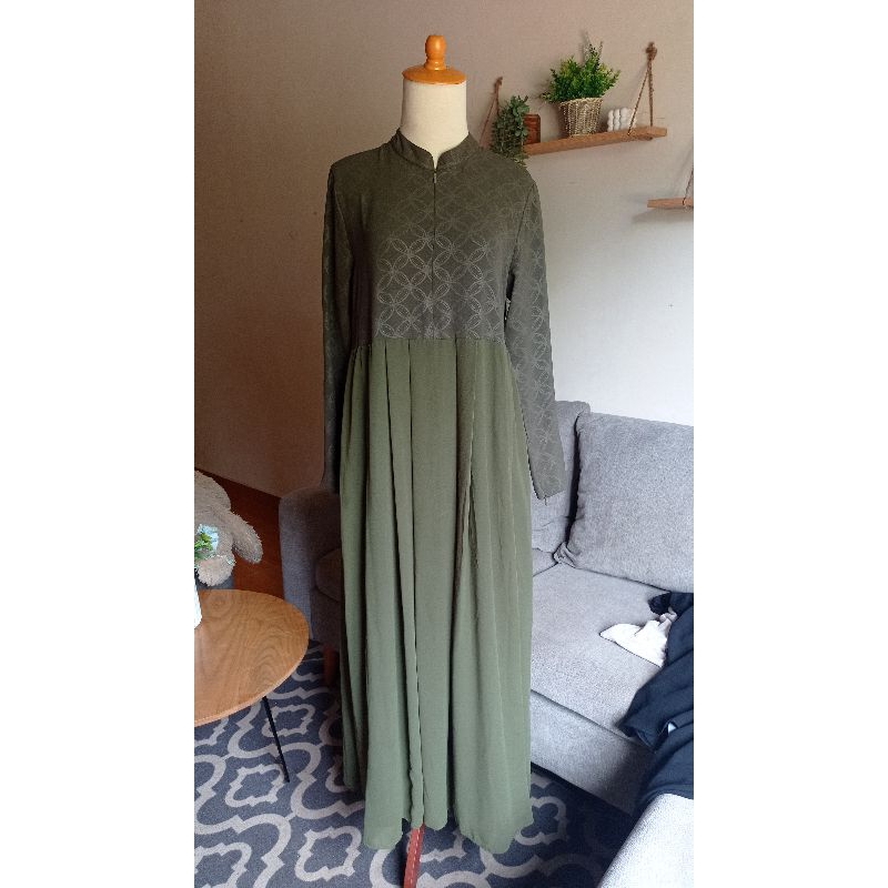 PRELOVED - GAMIS ARNIZ ARMY TRENDY MODIS TERBARU ARMY DRESS MUSLIMAH TERMURAH CAKEP BAGUS NO MINUS P
