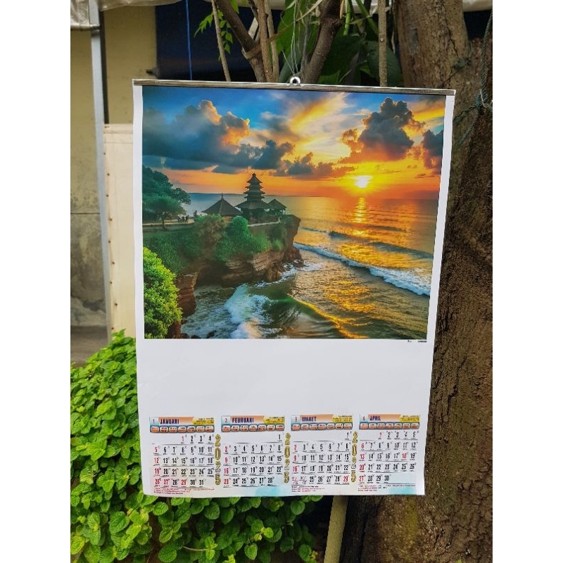 

kalender caturwulan 2025 isi 3 lembar gambar pemandangan alam