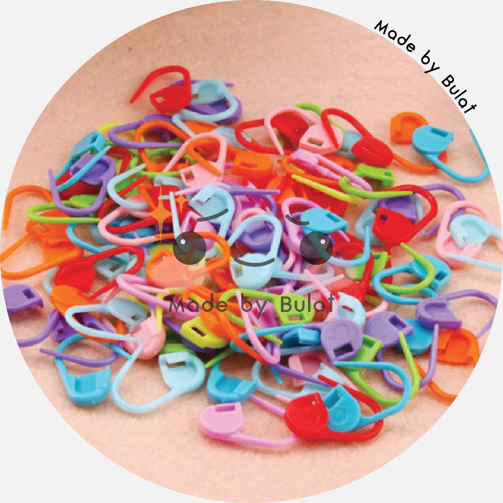 

MADEBYBULAT - 1 PCS LOCKING STITCH MARKER PENITI PENANDA KLIP RAJUT WARNA WARNI RANDOM