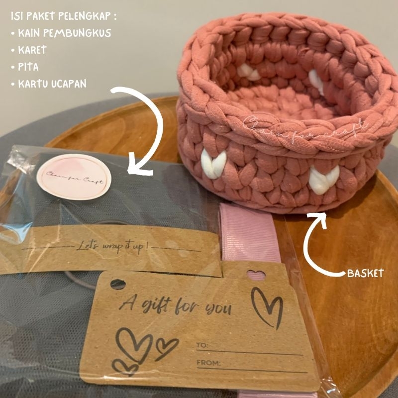 

Keranjang parcel / basket hampers / kado / gift / aksesoris / snack