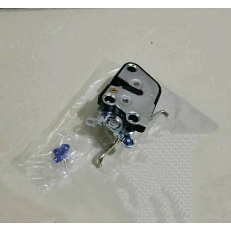 Door Lock Pintu Belakang Bagasi .Daihatsu Taft GT , Feroza , Rocky .