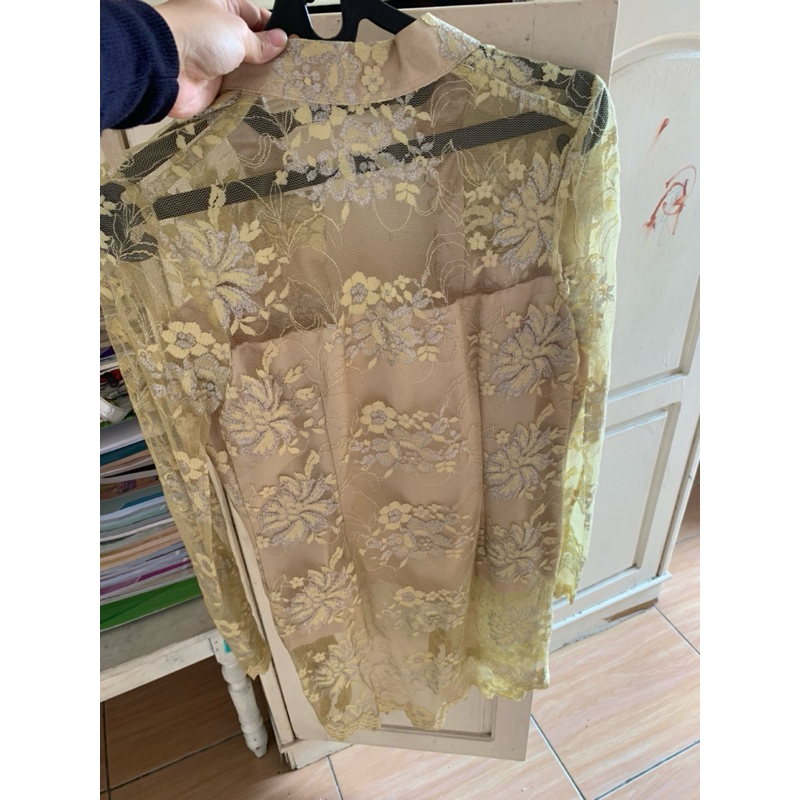 Preloved kebaya brokat