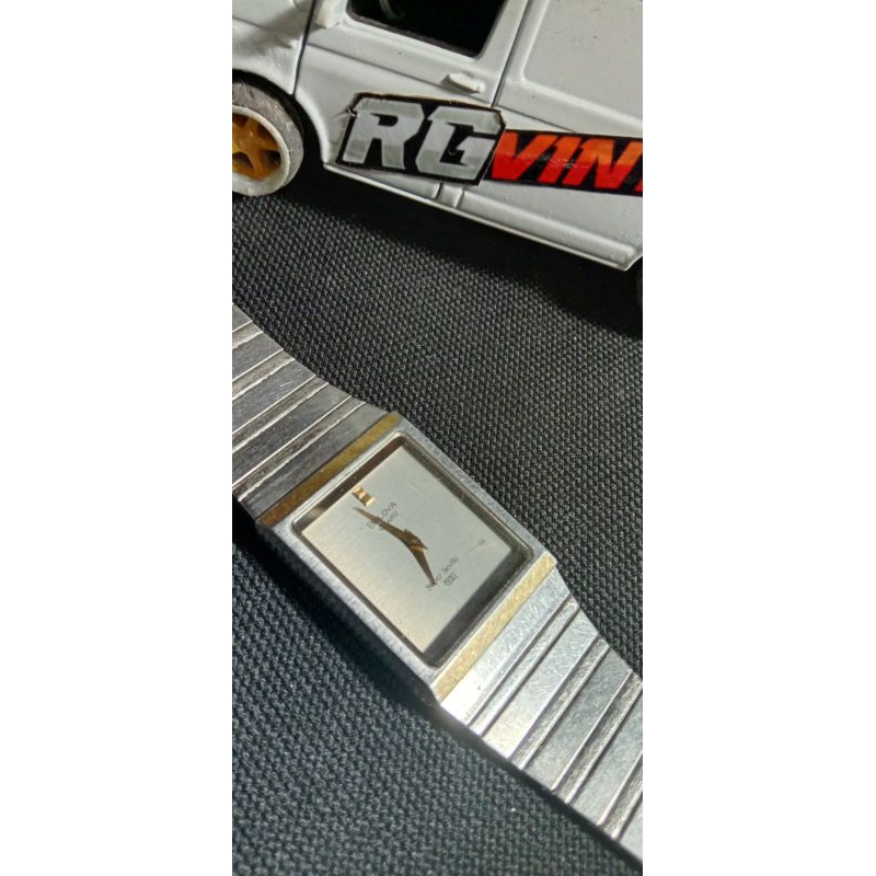 jam bekas batrei bulova slim