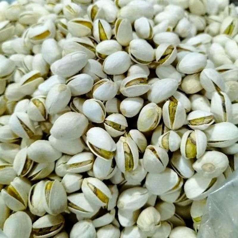 

Kacang Fustuk / Kacang Pistachio / Kacang Arab / Khas Saudi Arabia