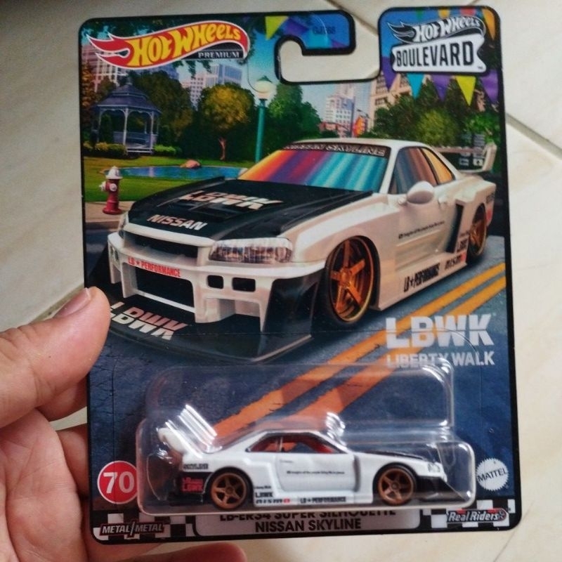 Hotwheels ER-34 Nissan Skyline