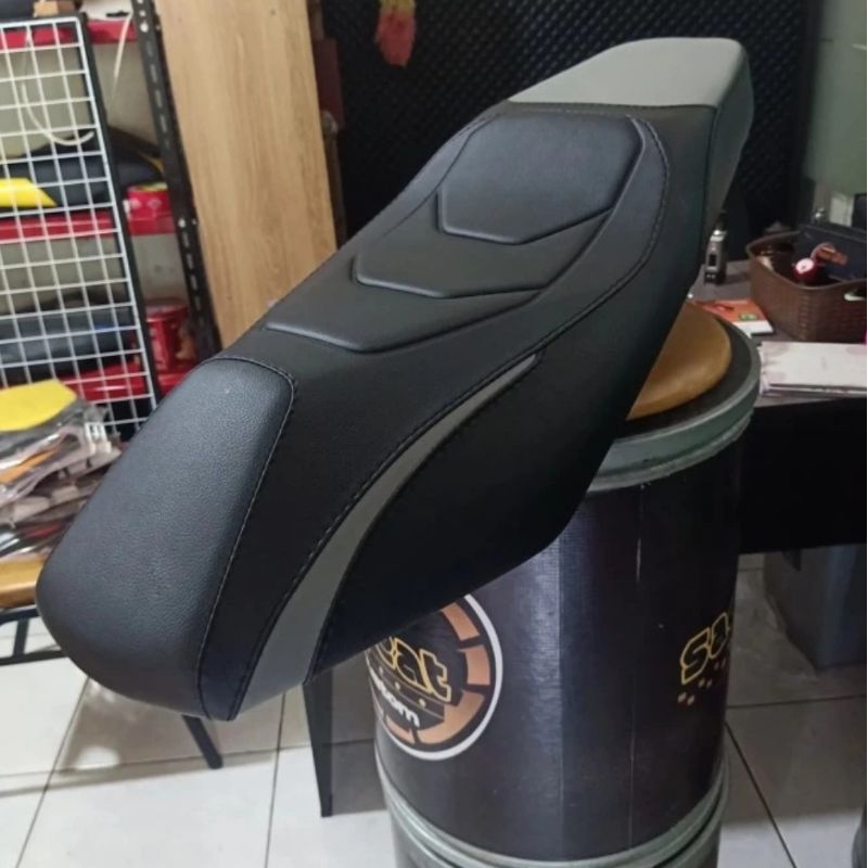 Sarung Jok Motor Vario 160 Custom Warna Bahan Premium