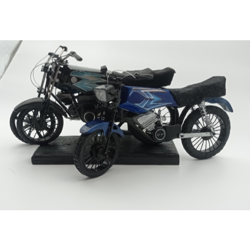 Miniatur Motor RX King Action Figure Motor RX King Handmade