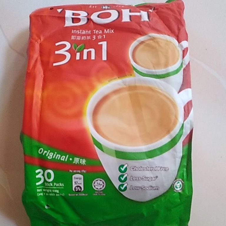 

Kejutan Besar Boh milk tea 3 in 1 isi 3 sachet exp226