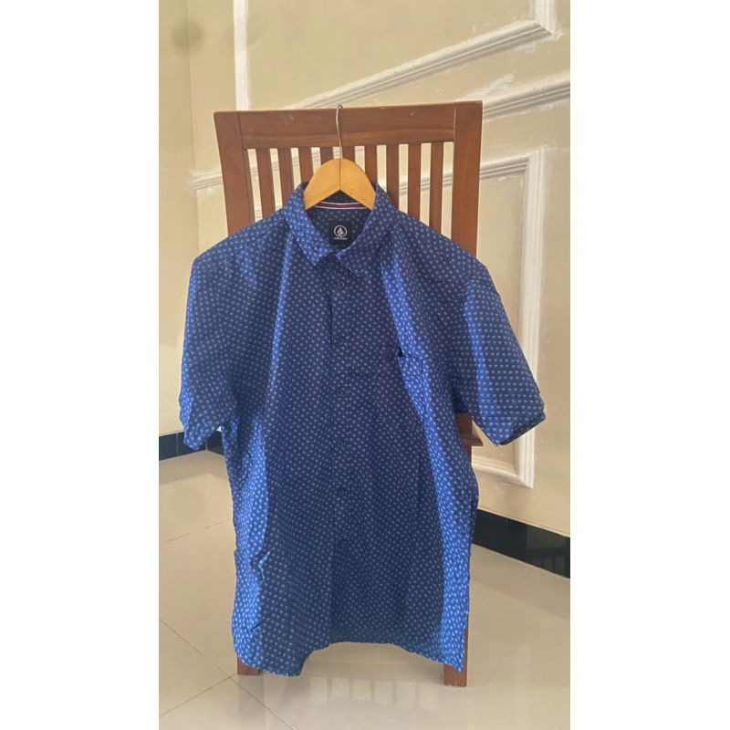 Preloved kemeja pria merk Volcom