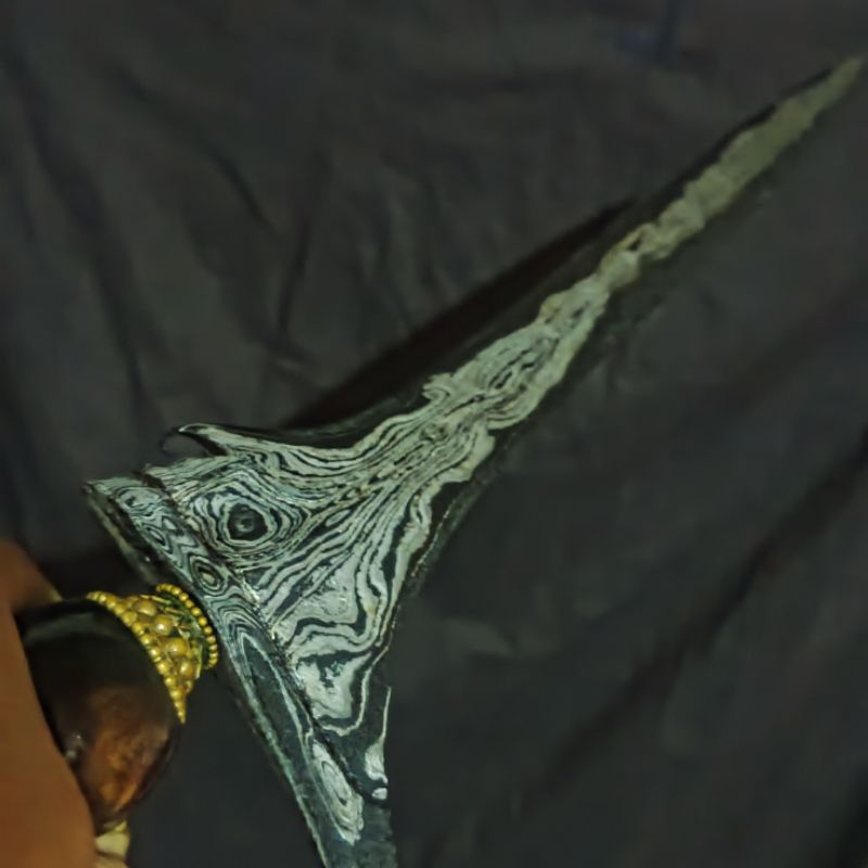 keris sempaner pamor wos wutah ngedeling