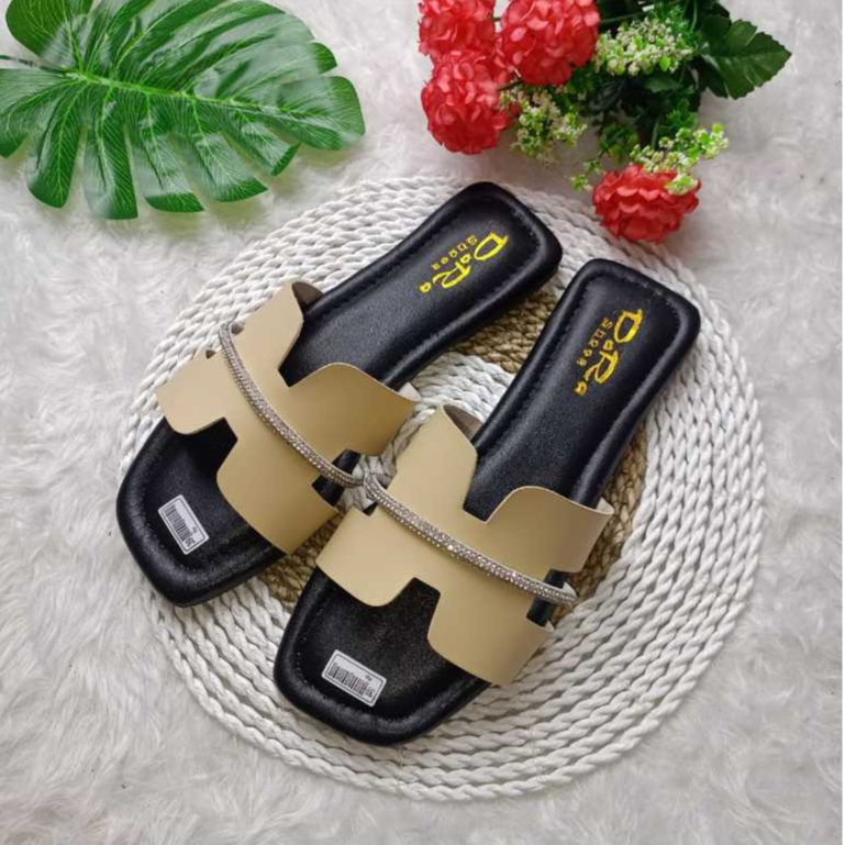 KBS SANDAL WANITA,TERBARU,RISKA,TRENDI OFFICIYAL YAMAN DAN EMPUK