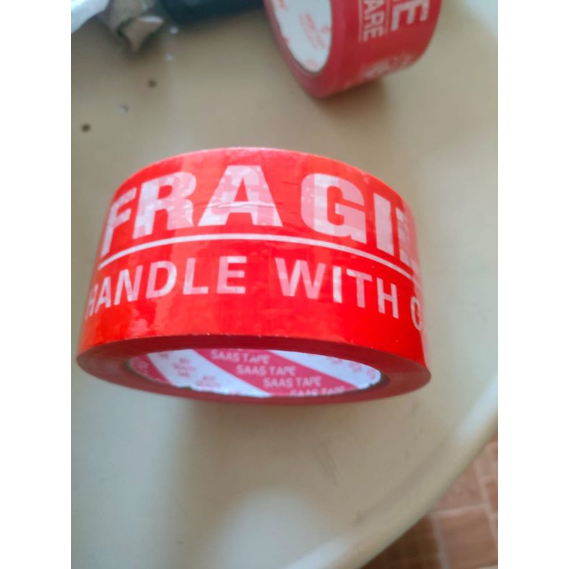 

lakban opp tape 48mm x 100yard fragile merah saas