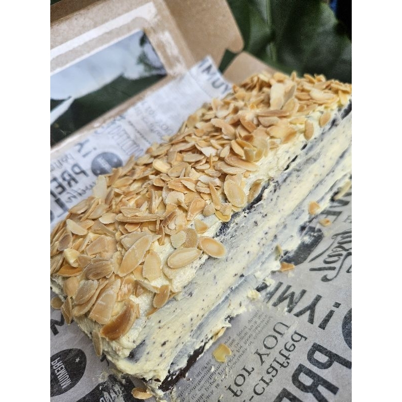 

GF Chocochiz Cake with Cream Cheese Frosting
