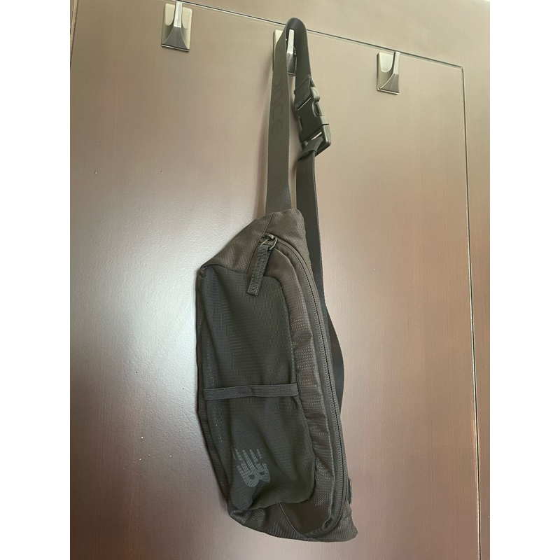 tas selempang new balance