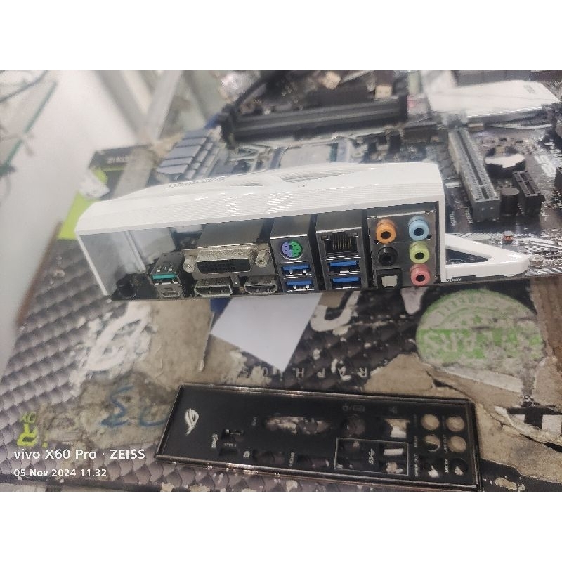 mainboard Asus prime z270 ddr4 + procsesor core i5-7600k gen7