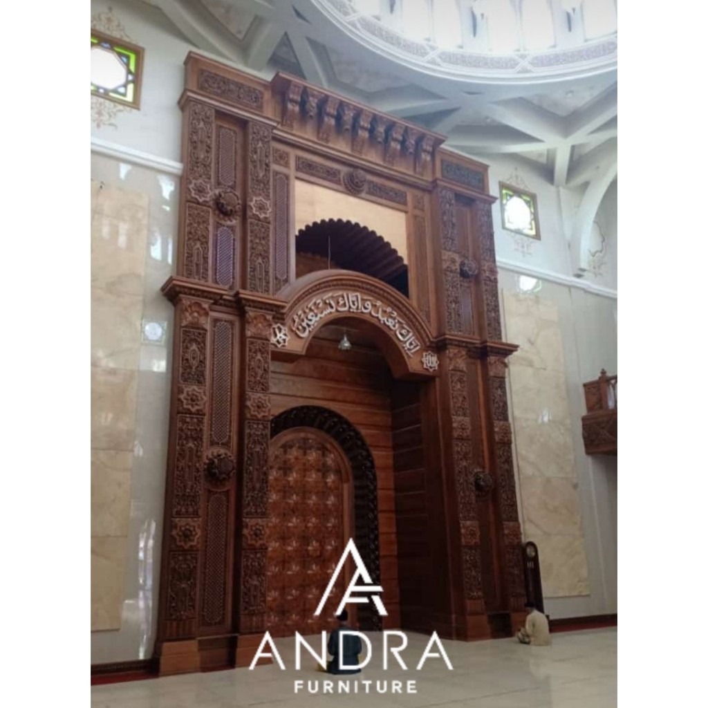 mihrab masjid, mihrob mimbar masjid nempel dinding kayu jati