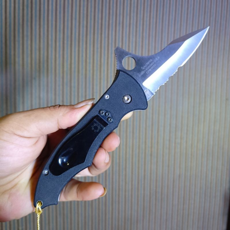 

pisau lipat spyderco gunting original (rare item)