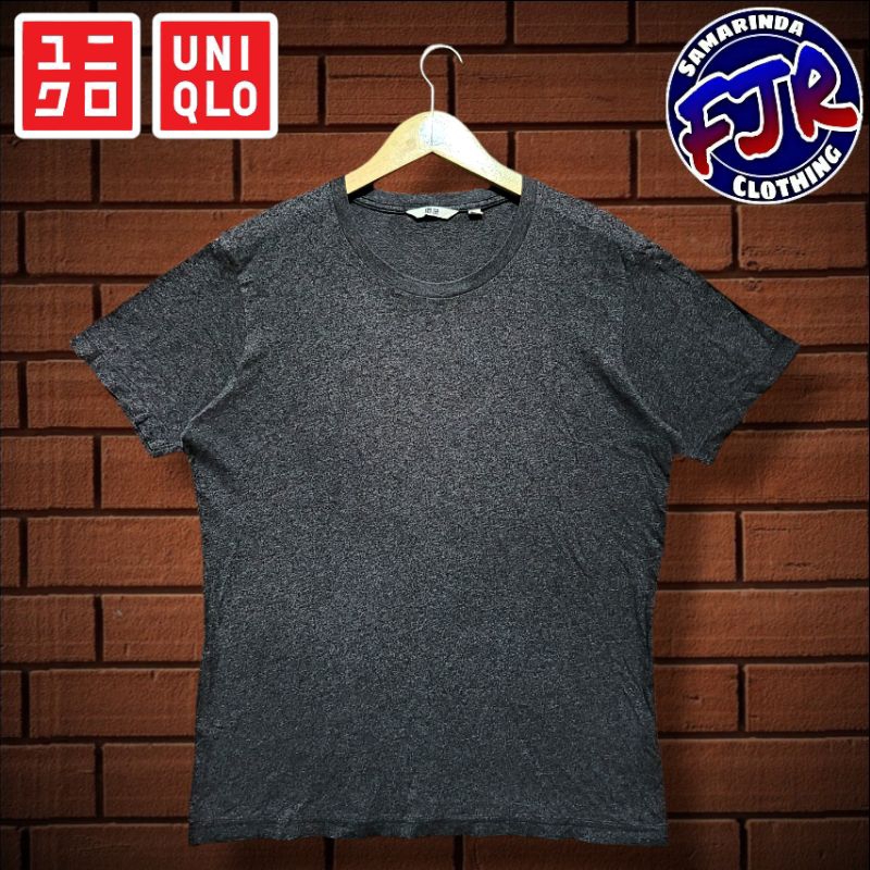 Uniqlo Basic T-Shirt Original