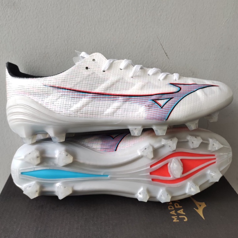 LARISMANIS Sepatu Bola Mizuno Alpha Made In Japan White Ignition Red