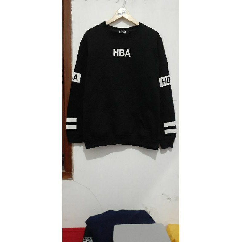 crewneck hba