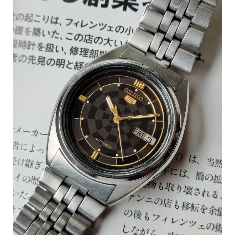Vintage Seiko 5 Automatic Dart board dial ref.7009-3180 circa year 1980s not Diver King Grand Mod