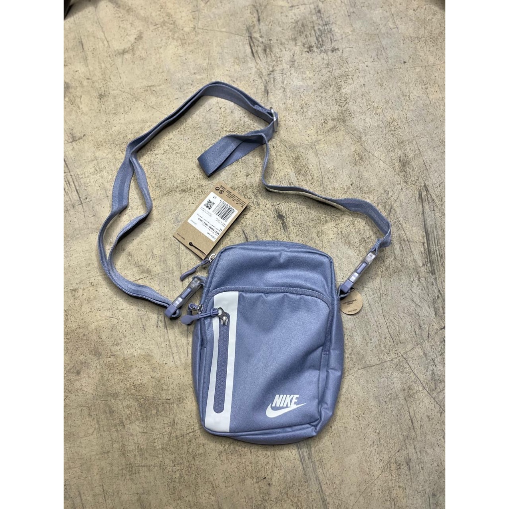 Nike elemental crossbody slingbag