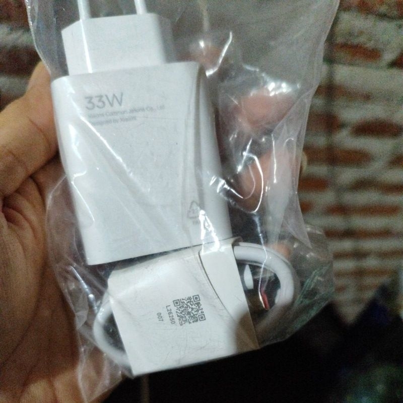 Charger ori xiaomi 33 watt fast charge