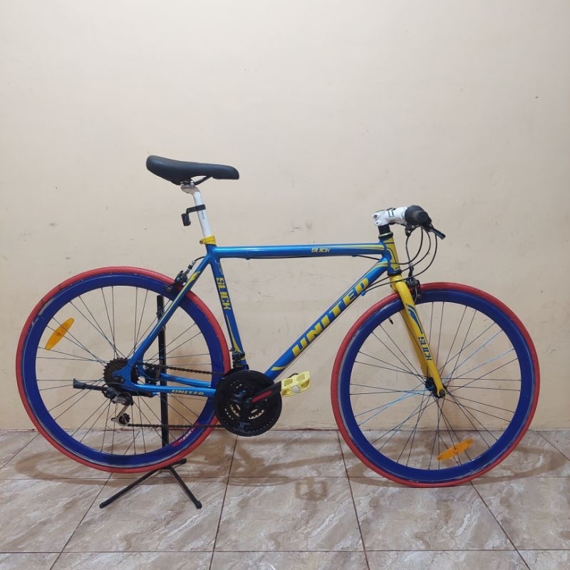 sepeda fixie hybrid roadbike united slick soloist 71