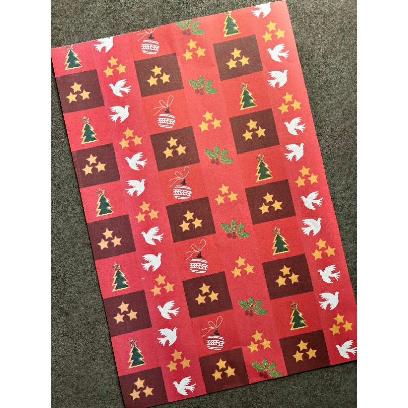 

Kertas Kado Natal / Kertas Kado Merry Christmas / Christmas Wrapping Paper ( plaid holiday )