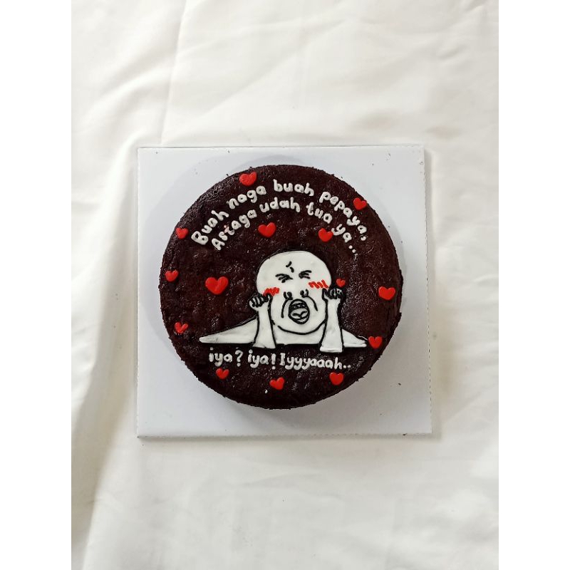 

Coloring Brownies Bulat diameter 16cm custom cake (birthday/anniversary/graduation gift hampers)